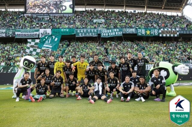 '티아고 결승골' 전북, 김천에 극적인 승리…강원은 울산에 2-0 승리