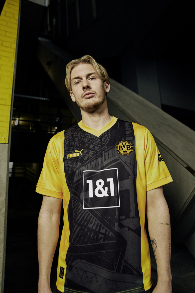 Áo đấu phiên bản đặc biệt của Dortmund 2023-24