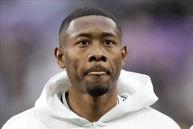 Alaba bị chấn thương cơ soleus ở chân trái và được cho là sẽ phải nghỉ thi đấu một tháng