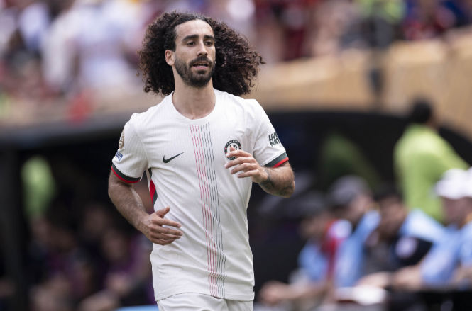 Madueke rời đội trước trận chung kết Club World Cup, Cucurella: Anh ấy đã bỏ lỡ một cơ hội rất tốt