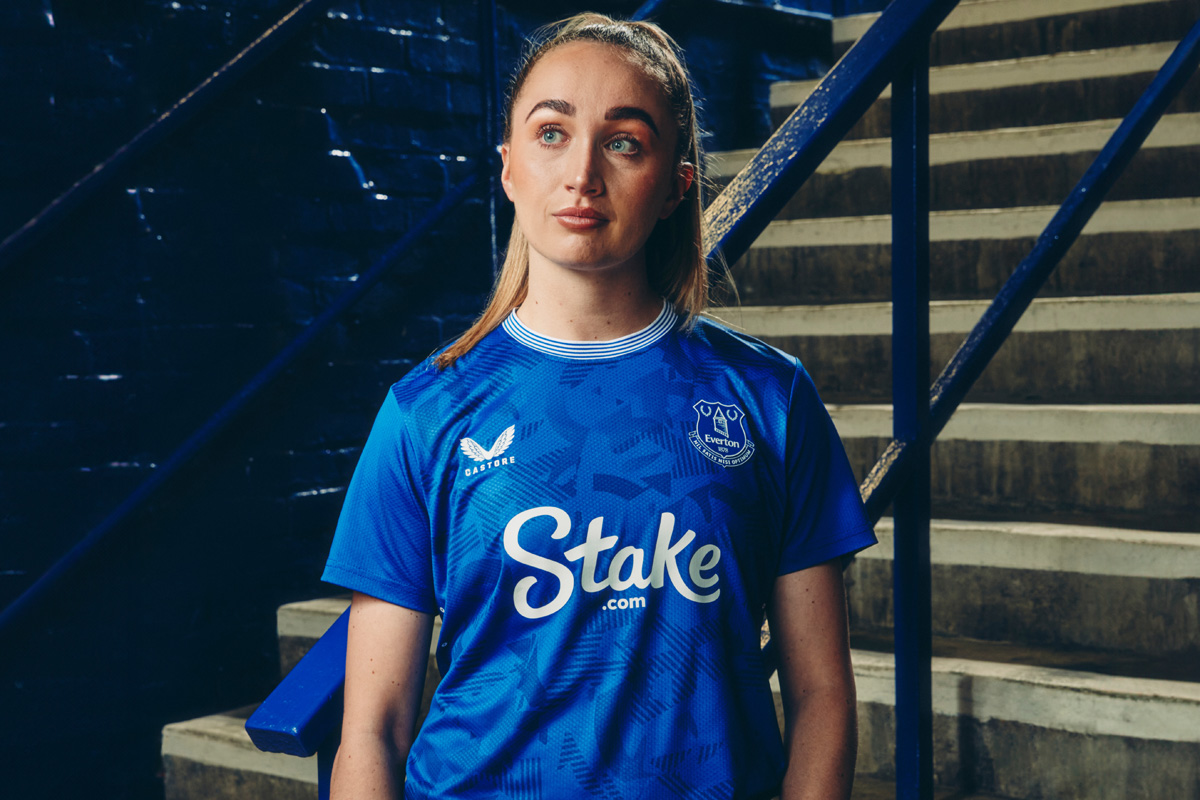 Áo đấu sân nhà Everton cho mùa giải 2024-25