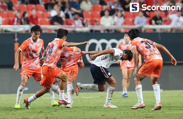 '김민재 주장 출전' 뮌헨, 제주에 2-1 승리