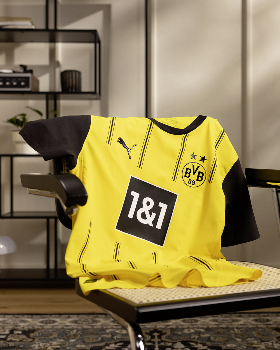 Áo thi đấu sân nhà của Dortmund cho mùa 2024-25