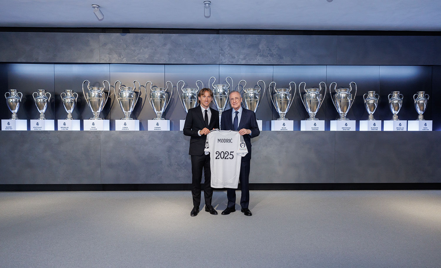 Luka Modric Extends Real Madrid Stay for One More Year