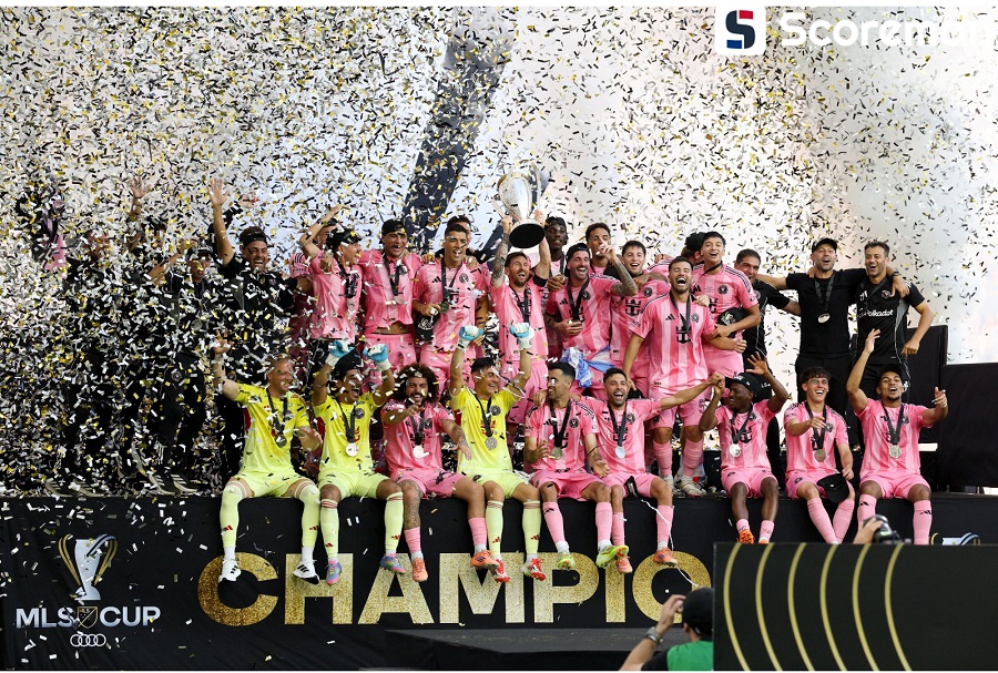 메시, 마침내 美 정복! 밴쿠버 3-1로 꺾고 MLS컵 PO 우승→MVP 수상...