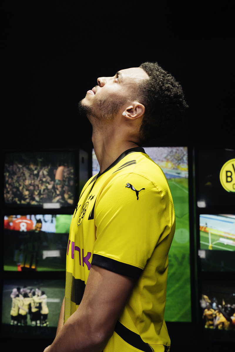Áo đấu giải Cúp Borussia Dortmund 2024-25