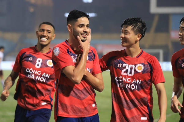 Văn Đô, Đình Bắc chói sáng, CAHN toàn thắng ở giải VĐ Đông Nam Á