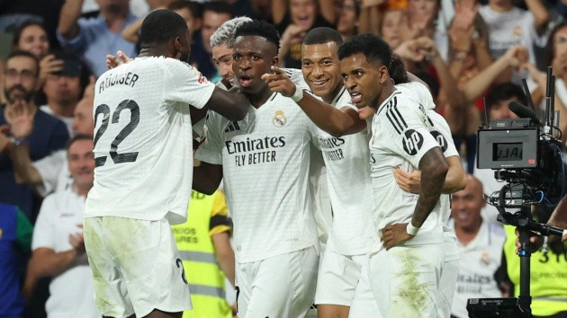 ​Hành động đẹp của Vinicius và tinh thần đoàn kết tại Real Madrid