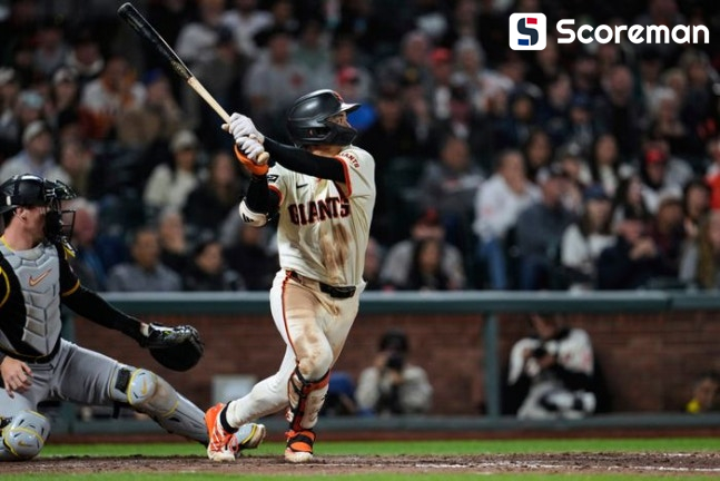 '7G 연속 출루' 이정후, 1타점 적시타에 2볼넷 1도루…팀은 4연패