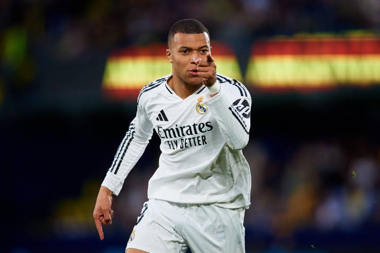 Mbappe: Chúc PSG mọi điều tốt lành, tôi tập trung vào việc giành cú ăn ba đầu tiên cùng Real Madrid
