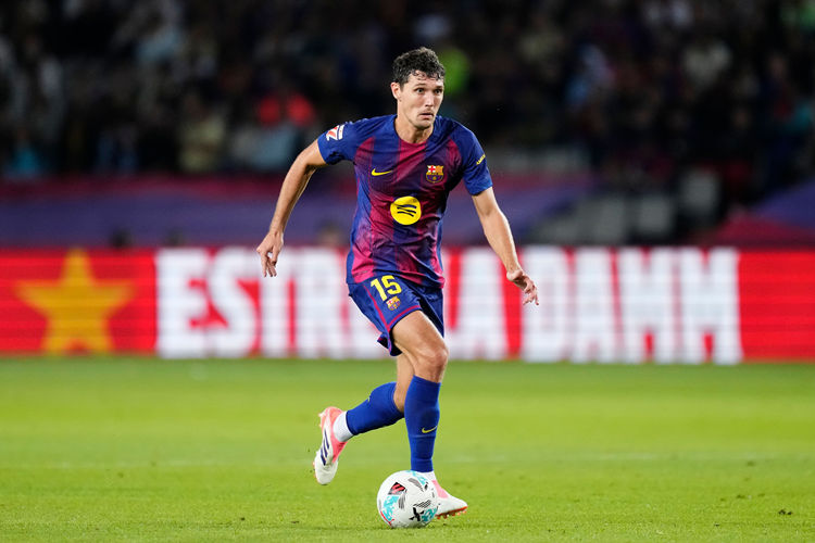 Phóng viên: Barca sẽ đề nghị gia hạn với Christensen, Ter Stegen có thể được cho mượn tới Girona