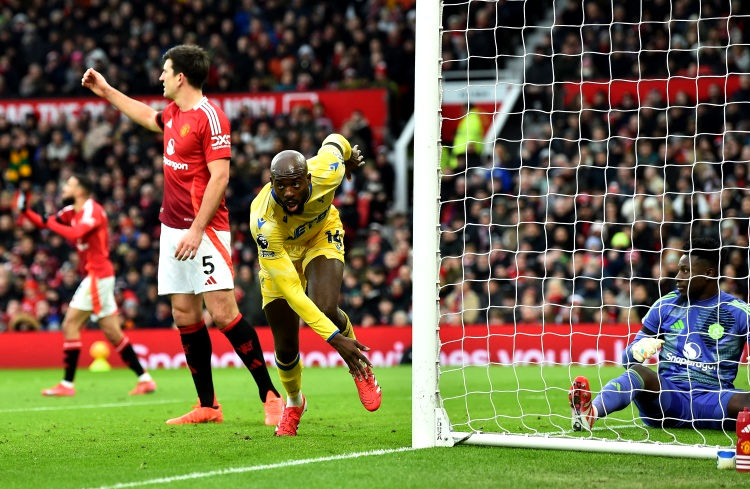 Juventus chỉ có thể mượn Mateta, Milan trực tiếp đề nghị 35 triệu euro tiền mặt + phí + hoa hồng