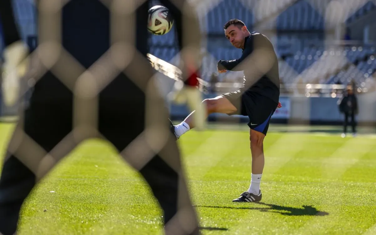 Tokyo Prepares for Barça Legends Match Against Real Madrid Leyendas