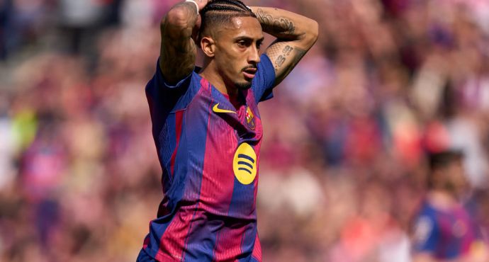 Raphinha Sidelined for Up to Five Weeks with Hamstring Injury in Major Blow to Barcelona