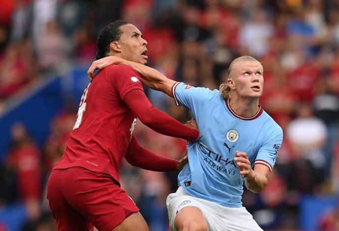 Van Dijk is one of the greatest defenders of all time