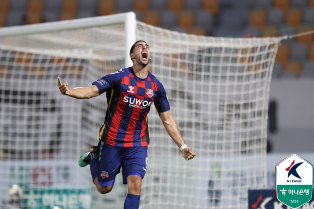 광주FC, 수원 원정서 4-2 승리...파이널A 굳히기 5위 도약