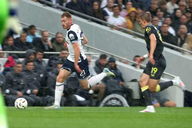 ​Dejan Kulusevski: Linh hồn đa năng của Tottenham Hotspur