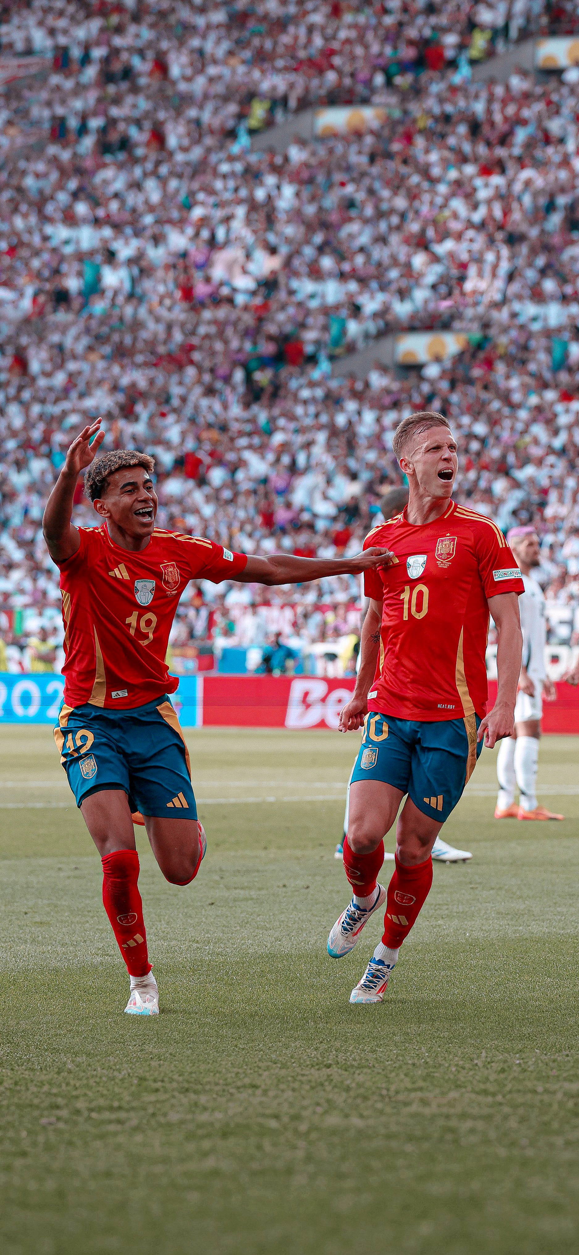 Ảnh đẹp EURO 2024: Tây Ban Nha đánh bái Đức lọt vào bán kết