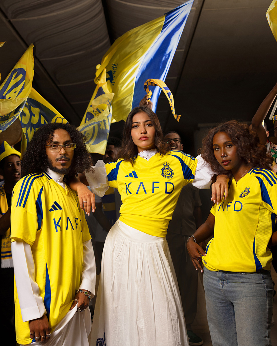 Áo đấu sân nhà Al Nassr cho mùa giải 2024-25