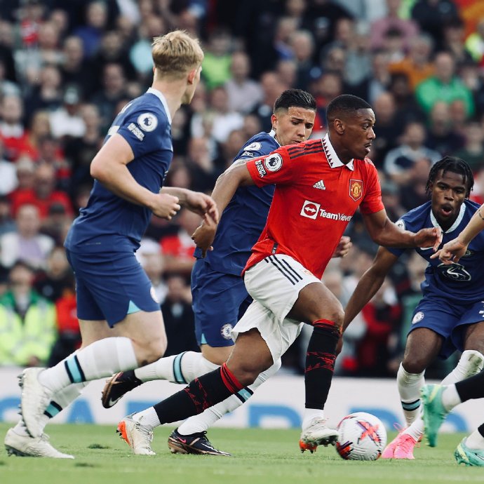 Manchester United have remained unbeaten in the last 28 home games, 16 of which have kept a clean sheet