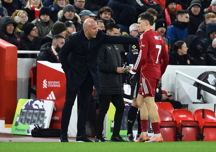 Slot: Chúng tôi đã nhiều lần đánh mất điểm một cách không đáng có, vấn đề nằm ở chính bản thân chúng tôi ​