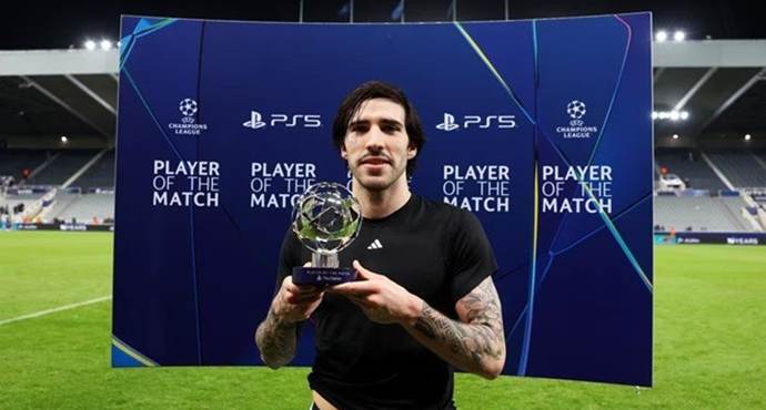 ยูฟ่าแชมเปียนส์ลีก - นิวคาสเซิ่ล ยูไนเต็ด 3-2 คาราบัค