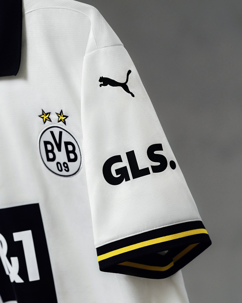 Áo đấu thứ ba của Borussia Dortmund cho mùa giải 2024-25