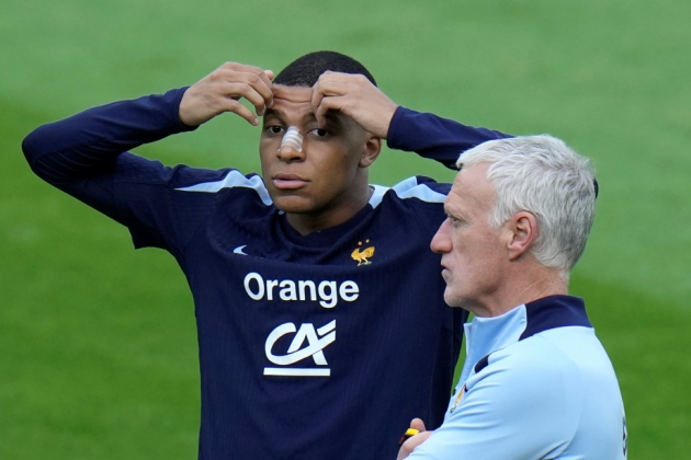 Deschamps phá vỡ im lặng sau cáo buộc tấn công tình dục của Mbappe