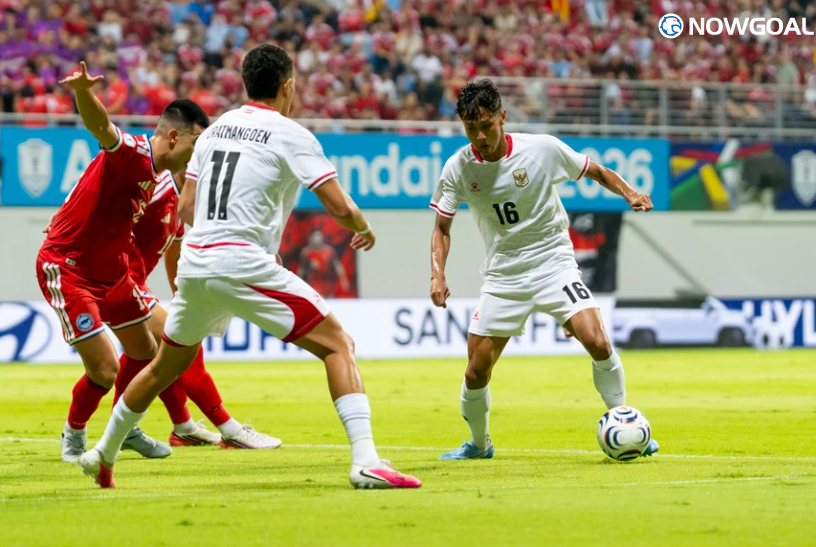 ‘SATISFIED’ LEE HAILS PLAYERS AFTER RESILIENT SINGAPORE BOOK SEMI-FINAL BERTH