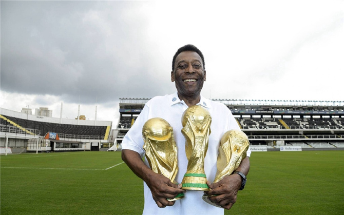 R.I.P King of Football @Pele