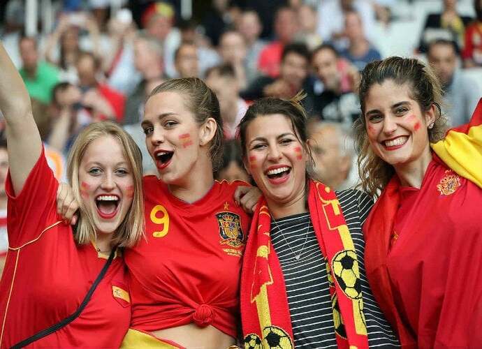 UEFA Euro Cup Hot Female Fans: Football and the beautiful ladies are interconnected.