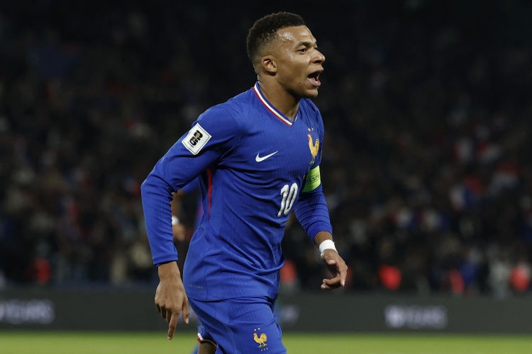 Mbappé: Nâng cúp World Cup với tư cách đội trưởng là điều cực kỳ hiếm