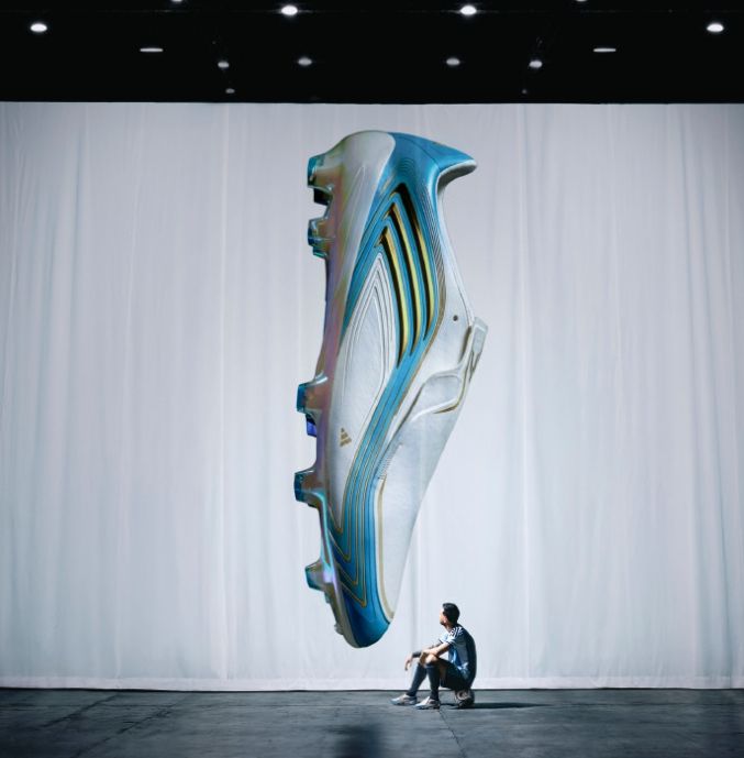 Vũ điệu cuối cùng! Adidas ra mắt giày đấu World Cup của Messi: Tango Hồi Kết