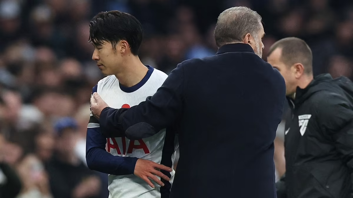 Ange Postecoglou Addresses Heung-Min Son's Reaction to Substitution Amidst Spurs' Dominant Win