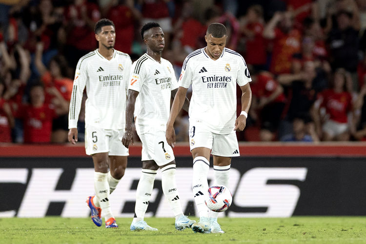6 sao Real Madrid đối mặt nguy cơ treo giò ở lượt về tứ kết Champions League