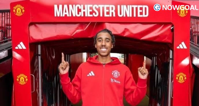 Manchester United Could Send Leny Yoro Out on Loan in January to Boost His Development