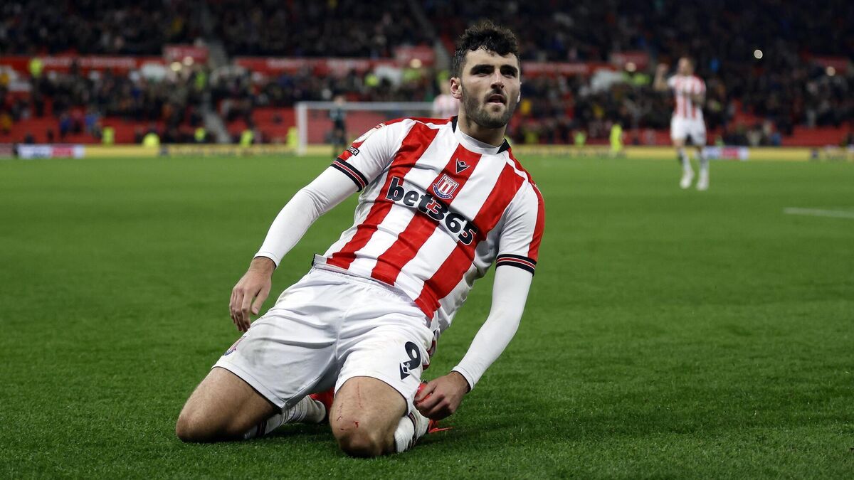 Southampton Edges Stoke City 3-2 in Thrilling Carabao Cup Clash