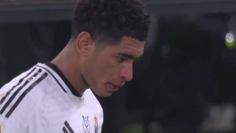 Thua trận chung kết Siêu cúp TBN, các cầu thủ Real Madrid lộ vẻ thất vọng