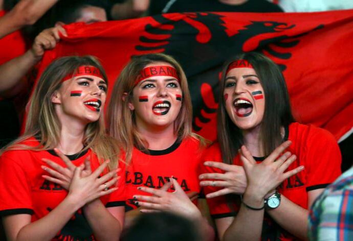 UEFA Euro Cup Hot Female Fans: Football and the beautiful ladies are interconnected.