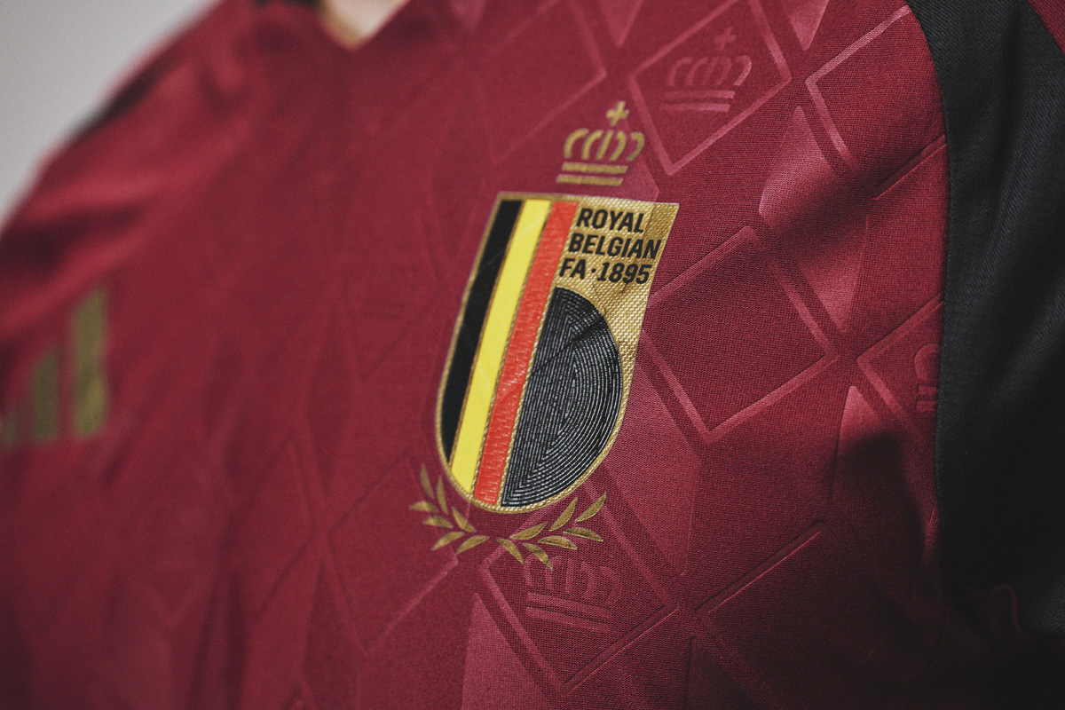 Áo sân nhà và sân khách của ĐTQG Bỉ cho EURO 2024