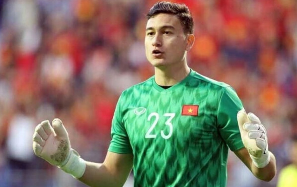 Lý do HLV Kim Sang-sik từ chối gọi Đặng Văn Lâm?