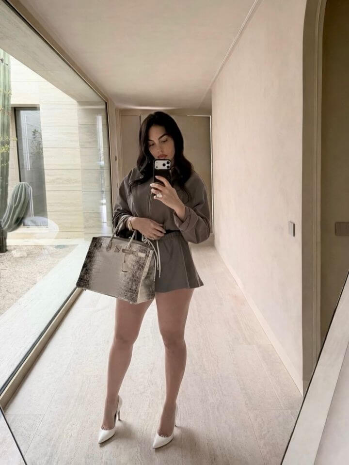 Bạn gái của Hummels khoe ảnh khí chất xinh đẹp, Georgina và Ronaldo thể hiện tình cảm