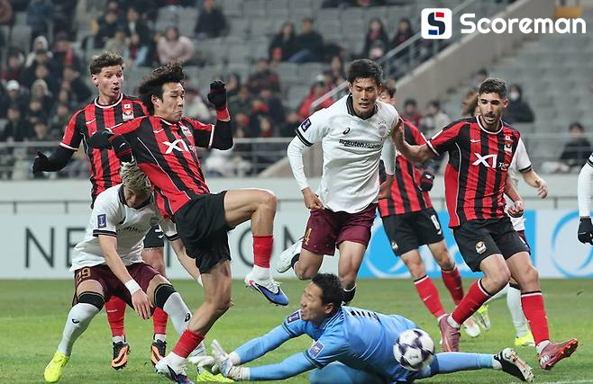 FC서울에 1-0 리드, 2차전도 총력전 예고...고베 스키베 감독 