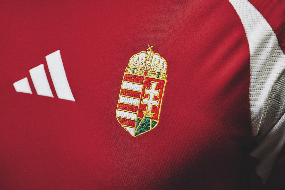 ​Áo đấu sân nhà và sân khách của ĐTQG Hungary cho EURO 2024