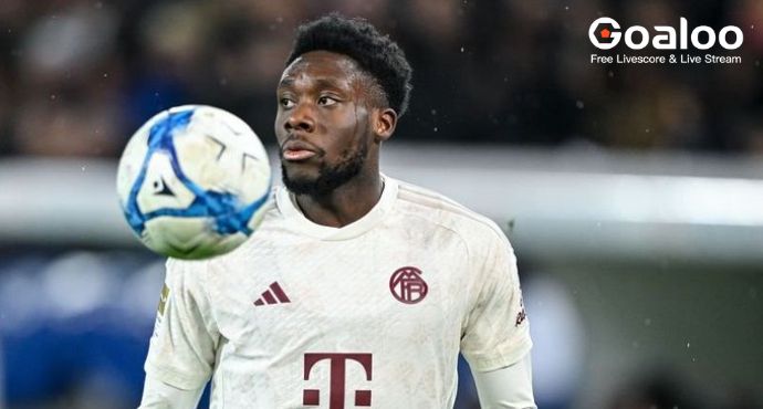 Man United Ready to Meet Davies' Demands to Beat Real Madrid