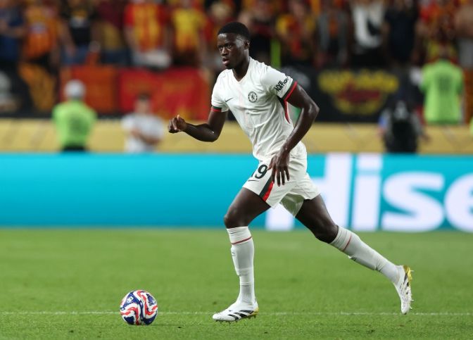 Cầu thủ cho mượn Sarr: Muốn trở lại Chelsea vào mùa hè tới và cũng muốn có mùa giải trọn vẹn tại Strasbourg