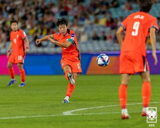 '신상우호' 여자축구 아시안컵 4강행, 4회 연속 월드컵 본선행