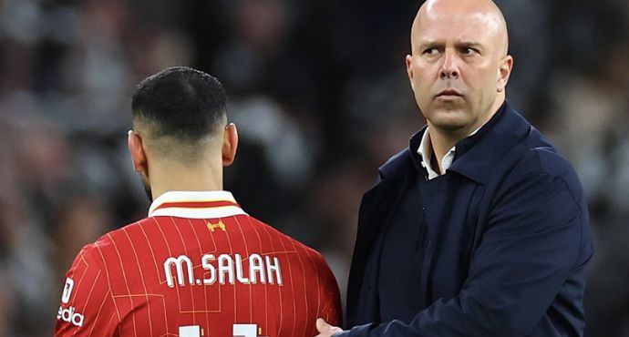 Liverpool Boss Arne Slot Confirms Minimal Contact with Mohamed Salah Amid Contract Dispute