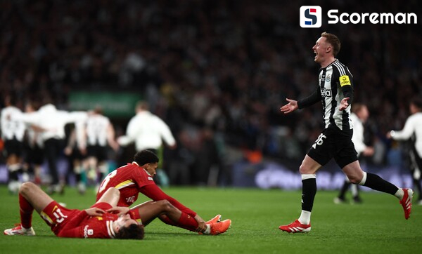 리버풀, 뉴캐슬에 1-2로 패하며 카라바오컵 준우승