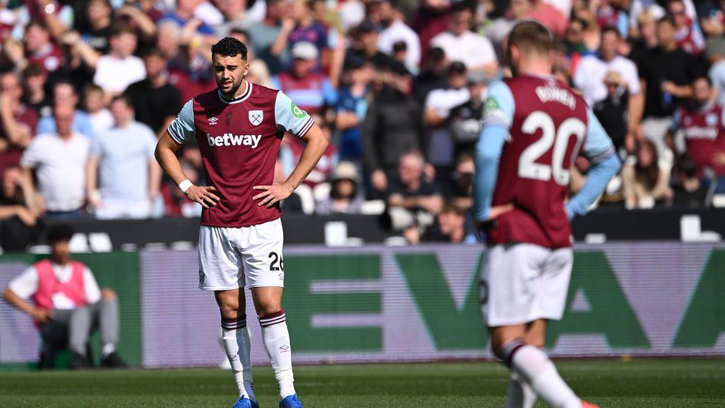 Kết quả Ngoại Hạng Anh: West Ham United 0-3 Chelsea
